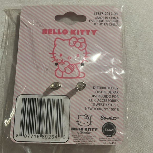 Hello kitty earrings - Picture 2 of 2